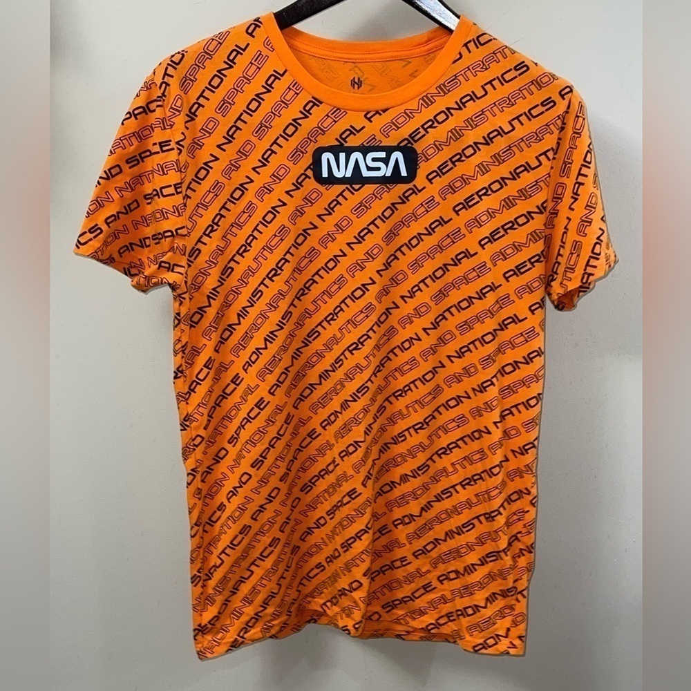 HYPER SPACE Men’s NASA Tee Shirt Size Medium